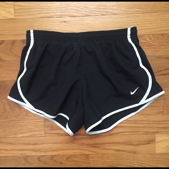 2 Nike DRI-FIT Shorts - Picture 2 of 6
